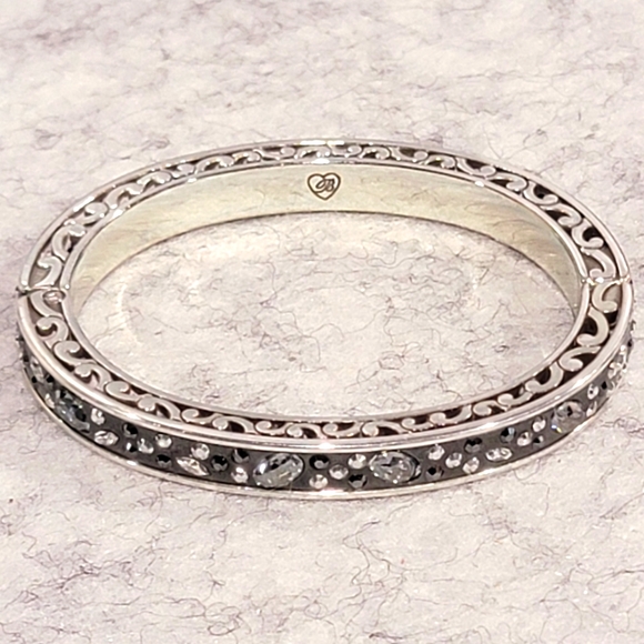 RARE RETIRED BRIGHTON ENDLESS LOVE MULTICOLORED SMOKEY GREY CRYSTALS BANGLE - Picture 5 of 9